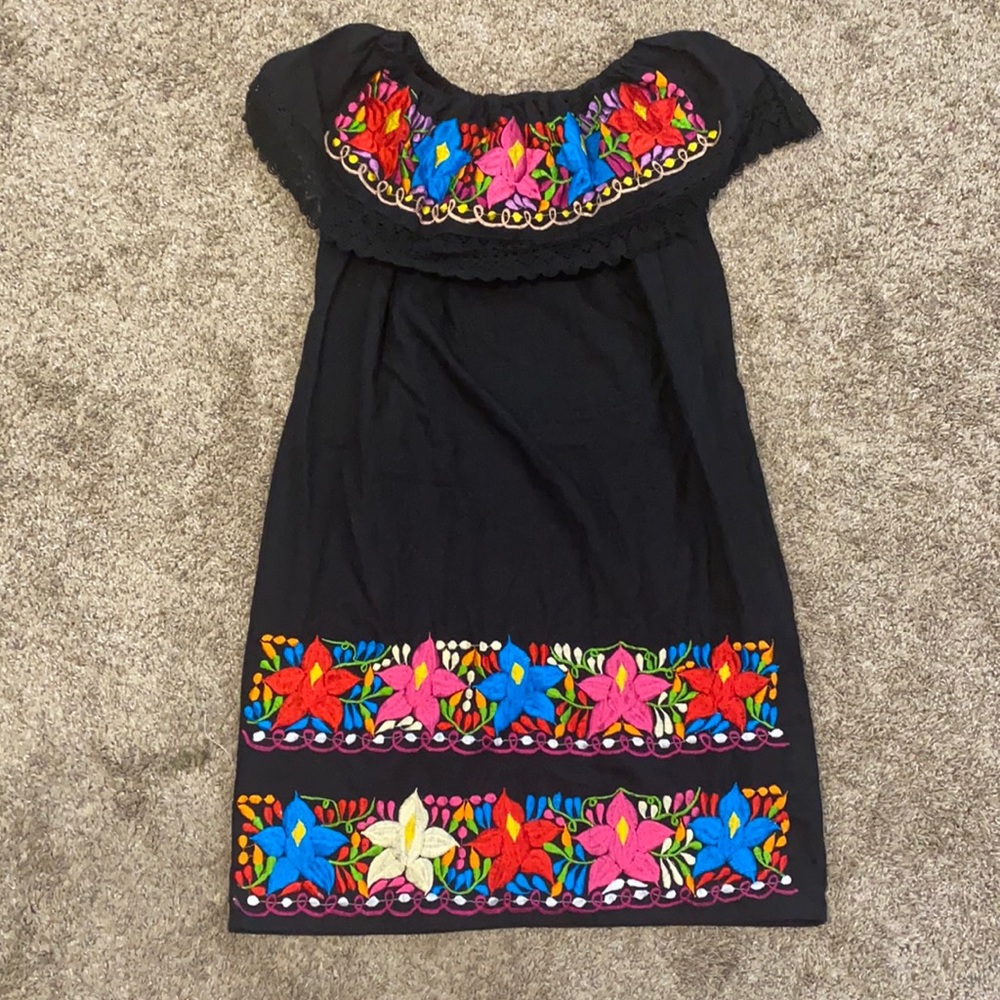 Hand Embroidered Mexican Dress Vestida